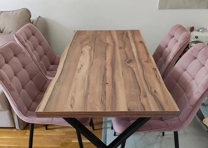 Aquarelle Sa Bazenom, Delux Sa Bazenom Vrnjačka Banja